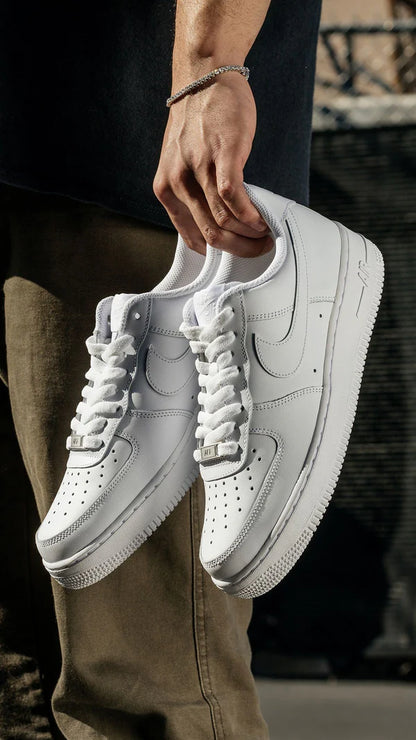 Nike Air Force 1 ✨👟 MODELOS BLANCO Y NEGRO - MÁS DE 1000 PRODUCTOS VENDIDOS 🚀